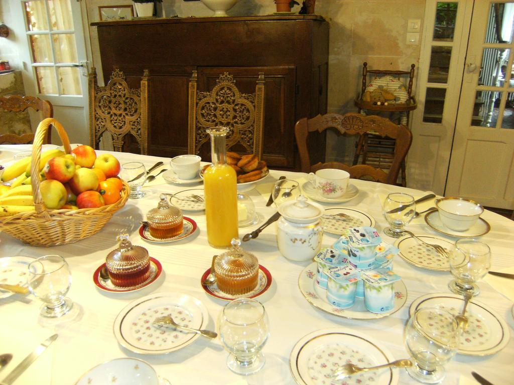 Le Relais Du Mont Chauve Bed & Breakfast Caumont-Sur-Aure Ngoại thất bức ảnh