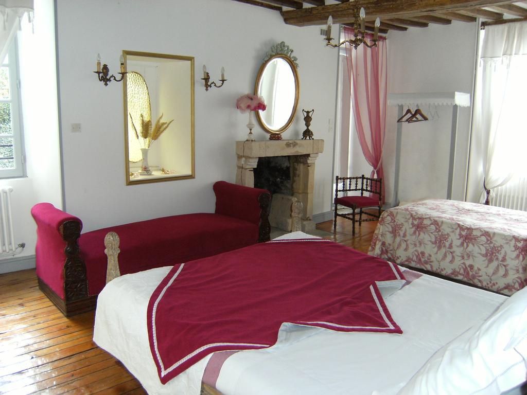 Le Relais Du Mont Chauve Bed & Breakfast Caumont-Sur-Aure Phòng bức ảnh