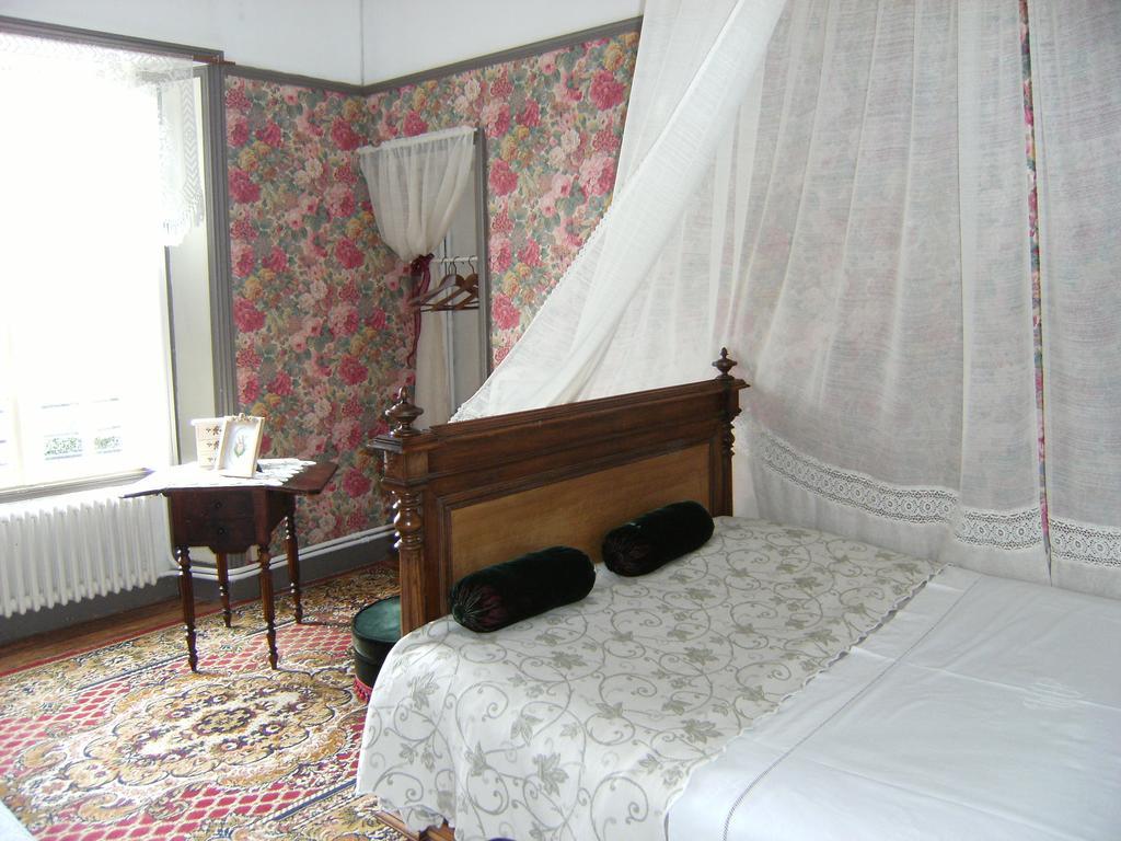 Le Relais Du Mont Chauve Bed & Breakfast Caumont-Sur-Aure Phòng bức ảnh